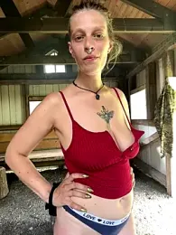 MenaDreadfull — Stripchat recorded stream image, 06.07.2025 10:30