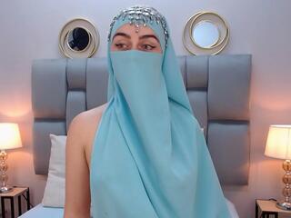 Aliah Manzur — Flirt4free recorded stream screenshot (08 Jul 2025)