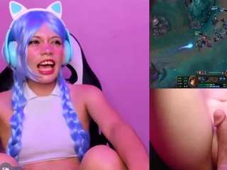 lilapop4 — Camsoda recorded stream image, 11.07.2025 13:50