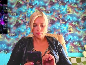 Mistress-Gwen — Bongacams recorded stream image, 14.07.2025 04:40