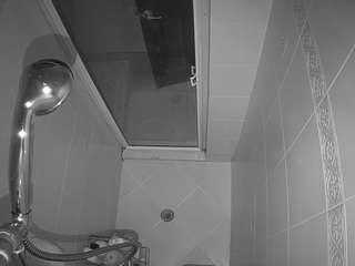 voyeurcam-baileybase-shower — Camsoda recorded stream image, 13.07.2025 19:00