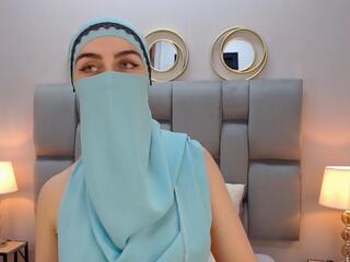 Aliah Manzur — Flirt4free recorded stream screenshot (16 Jul 2025)