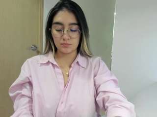 alexyferrer — Camsoda recorded stream image, 17.07.2025 00:00