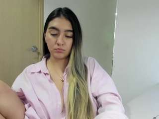 alexyferrer — Camsoda recorded stream image, 17.07.2025 00:00