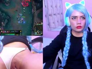 lilapop4 — Camsoda recorded stream image, 17.07.2025 13:30