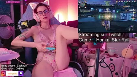 Indriya2x0 — Stripchat recorded stream image, 17.07.2025 19:50