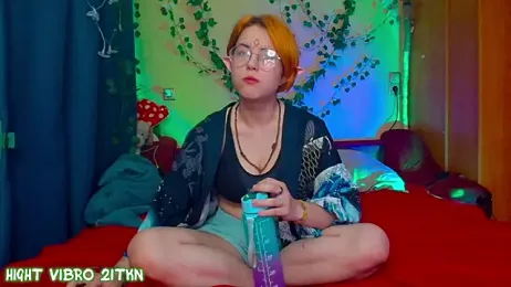 TrickyKitsune — Stripchat recorded stream image, 18.07.2025 08:40