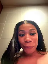 Belle___ — Stripchat recorded stream image, 18.07.2025 12:30