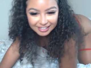 mmmmmmlia — Camsoda recorded stream image, 19.07.2025 00:20