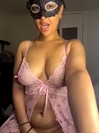 LOLO_QUEEN_ARABE — Stripchat recorded stream image, 20.07.2025 21:20