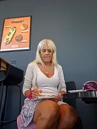Nathotsexy1 — Stripchat recorded stream image, 22.07.2025 07:50