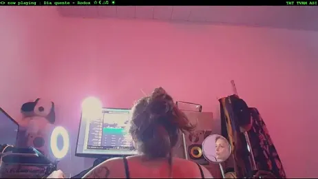 mskuddo — Stripchat recorded stream image, 22.07.2025 18:00