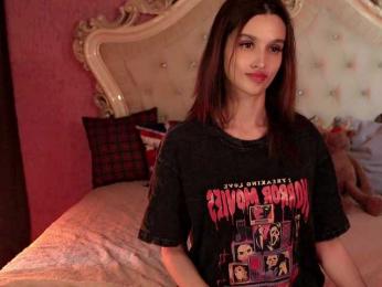 Enchantressss — Bongacams recorded stream image, 24.07.2025 01:20
