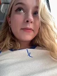 Baby_Tiny — Stripchat recorded stream image, 24.07.2025 17:50