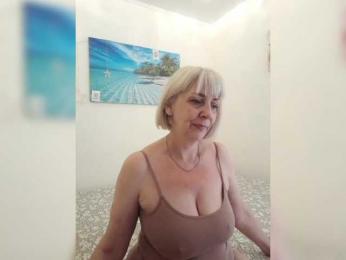 mery8poppins — Bongacams recorded stream image, 27.07.2025 06:50