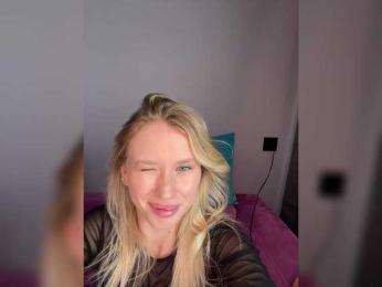 Sunlovv — Bongacams recorded stream image, 27.07.2025 07:40