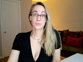 Zoey Evans — Flirt4free recorded stream screenshot (28 Jul 2025)