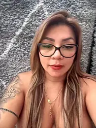 DIANITA_1988 — Stripchat recorded stream image, 28.07.2025 21:30