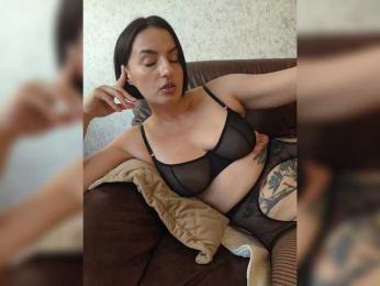 Flammeee — Bongacams recorded stream image, 29.07.2025 09:40