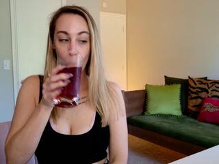 Zoey Evans — Flirt4free recorded stream screenshot (01 Aug 2025)