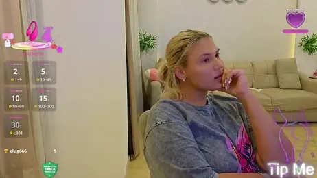 Rabbits_couplee — Stripchat recorded stream image, 02.08.2025 17:40