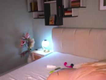 islandladies — Chaturbate recorded stream image, 02.08.2025 14:50