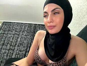 GumusGuray — Stripchat recorded stream image, 03.08.2025 02:00