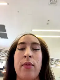 Holly_Play — Stripchat recorded stream image, 03.08.2025 09:00