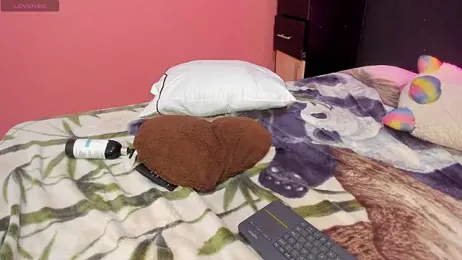 6_bunny_9 — Stripchat recorded stream image, 04.08.2025 02:20
