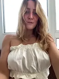 Puzdosia — Stripchat recorded stream image, 04.08.2025 10:00