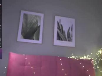 islandladies — Chaturbate recorded stream image, 13.02.2025 14:10