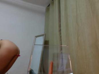 EmilyxJames — Bongacams recorded stream image, 05.08.2025 19:10