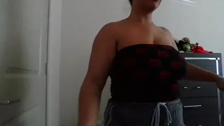 cinnaminnie — Stripchat recorded stream image, 10.08.2025 20:20