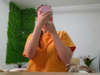 EmilyxJames — Bongacams recorded stream image, 13.02.2025 20:00