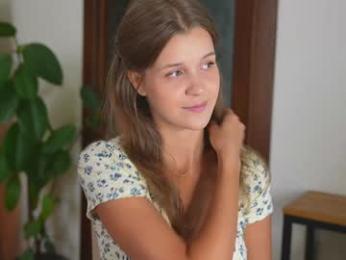 eli_sun — Chaturbate recorded stream image, 11.08.2025 08:50