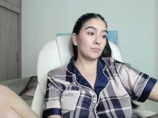 alexyferrer — Camsoda recorded stream image, 13.08.2025 02:20