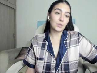 alexyferrer — Camsoda recorded stream image, 13.08.2025 02:20