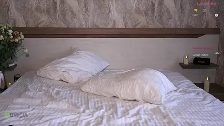 Hit-girl- — Stripchat recorded stream image, 13.08.2025 09:30