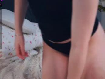 pinkncrazy — Chaturbate recorded stream screenshot (14 Feb 2025)