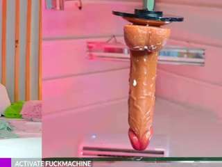 pawi05 — Camsoda recorded stream image, 15.08.2025 21:30