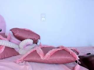 vaiolett-coleman — Camsoda recorded stream image, 14.02.2025 05:50