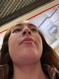Holly_Play — Stripchat recorded stream image, 19.08.2025 06:10