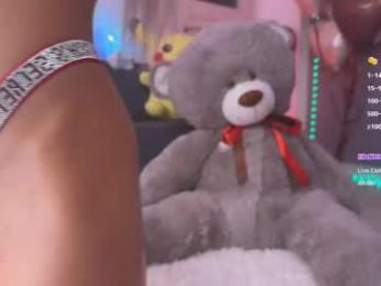 blush_mikki — Chaturbate recorded stream image, 14.02.2025 08:40