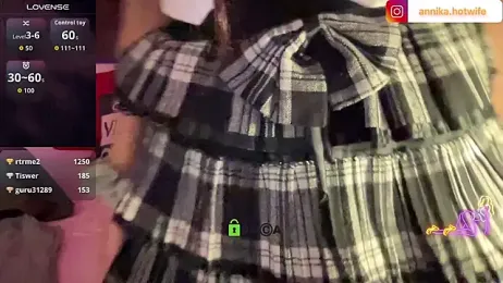 CharmingTania — Stripchat recorded stream screenshot (19 Aug 2025)