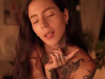 effylowell_ — Chaturbate recorded stream image, 20.08.2025 02:10