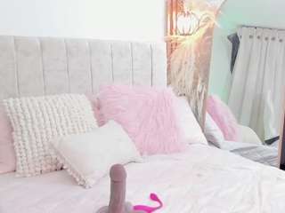 samynightt — Camsoda recorded stream image, 20.08.2025 15:30