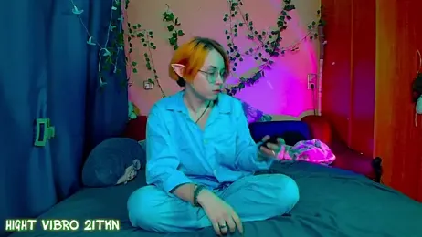 TrickyKitsune — Stripchat recorded stream image, 21.08.2025 09:50