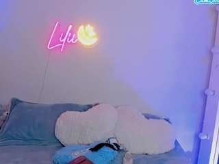 liliimoon — Camsoda recorded stream image, 21.08.2025 22:10