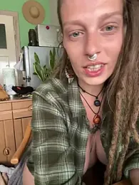 MenaDreadfull — Stripchat recorded stream image, 22.08.2025 07:40