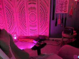 lila-ellis — Camsoda recorded stream image, 23.08.2025 04:20
